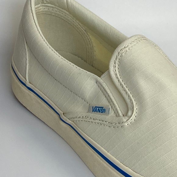 Vans NWT Slip On’s w/Box - Picture 2 of 7